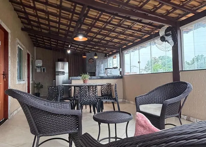 Hospedagem Canarinhos